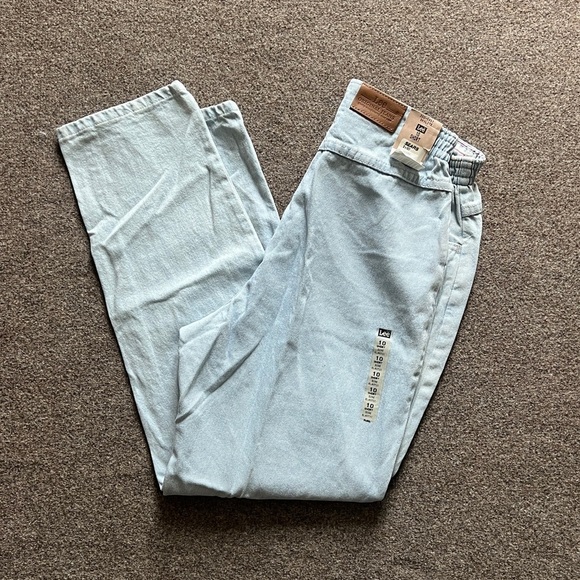 NWT Vintage Lee High Rise Mom Jeans Size 28x29 Elastic Waist Tapered Relaxed Fit - Picture 10 of 16